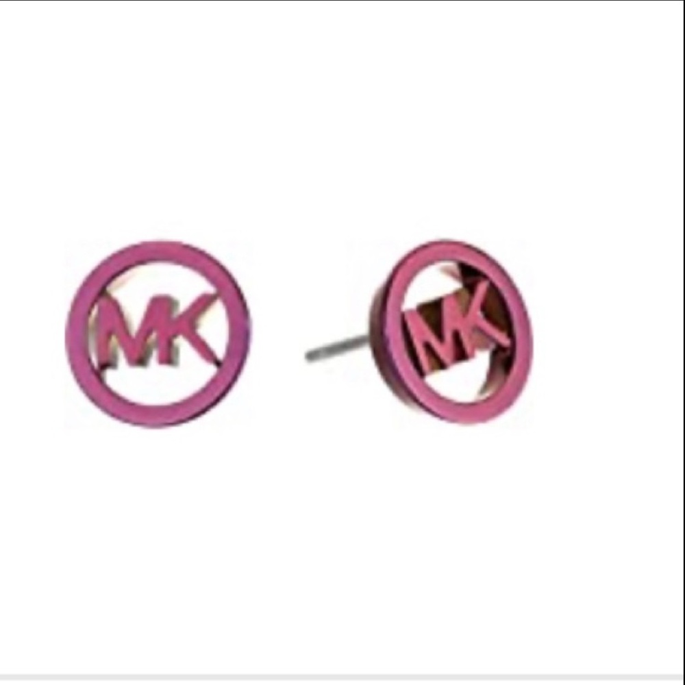 🆕listing…Michael Kors Stud Earrings